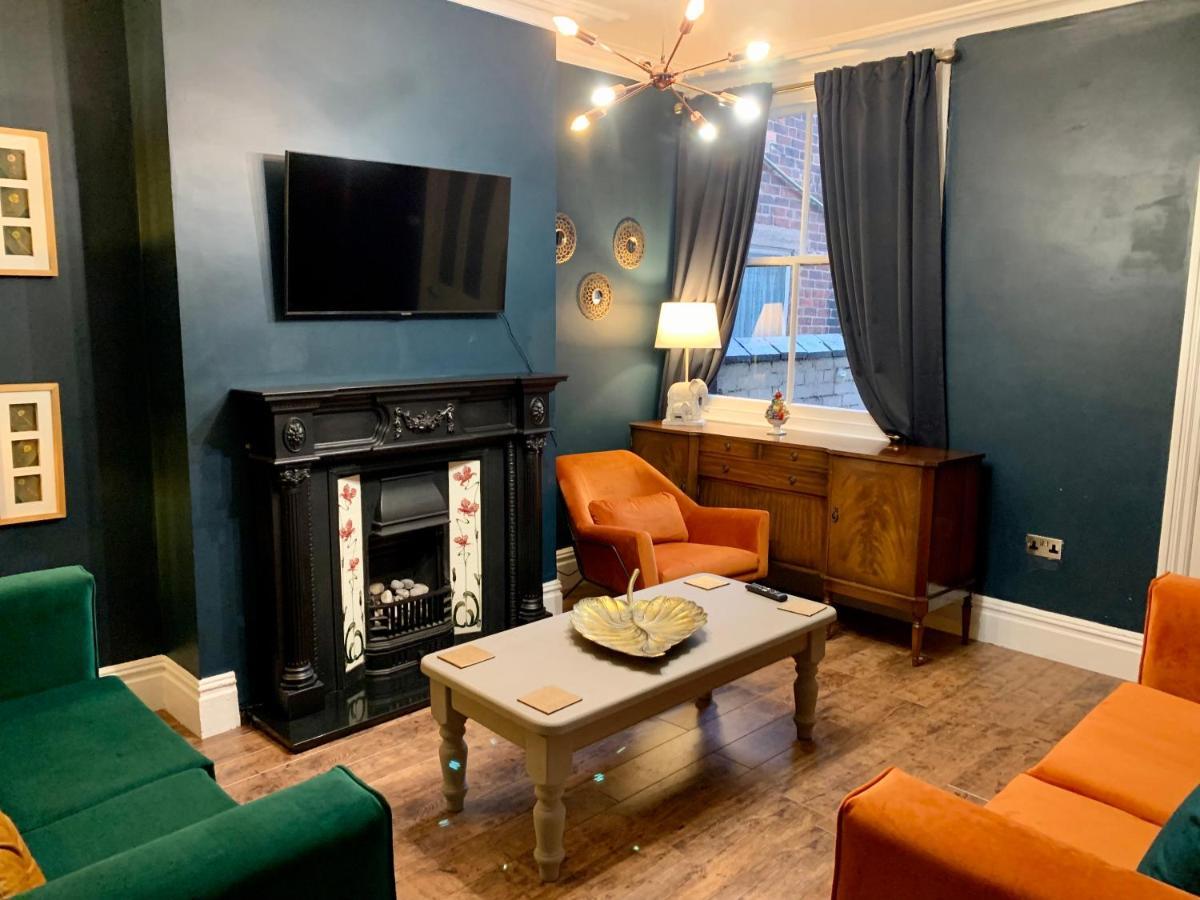 Stamer House By Yourstays, Stylish Quirky House, With 4 Double Bedrooms, Book Now! Stoke-on-Trent ภายนอก รูปภาพ
