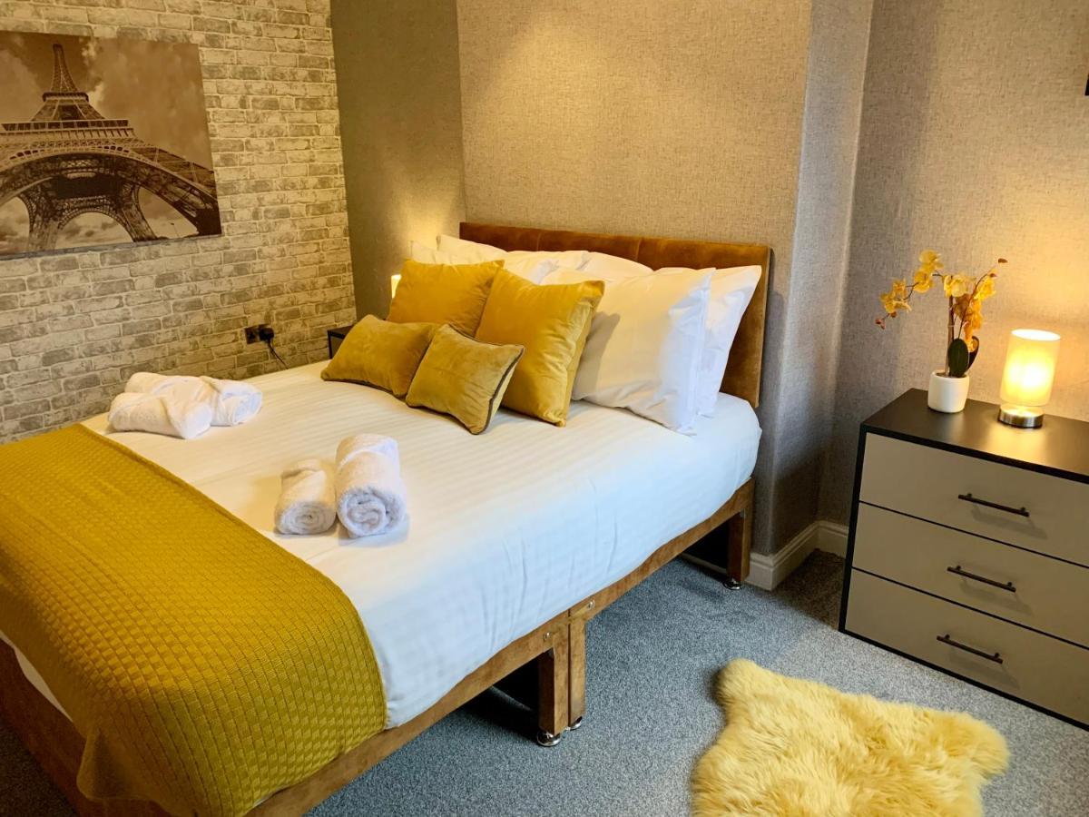 Stamer House By Yourstays, Stylish Quirky House, With 4 Double Bedrooms, Book Now! Stoke-on-Trent ภายนอก รูปภาพ